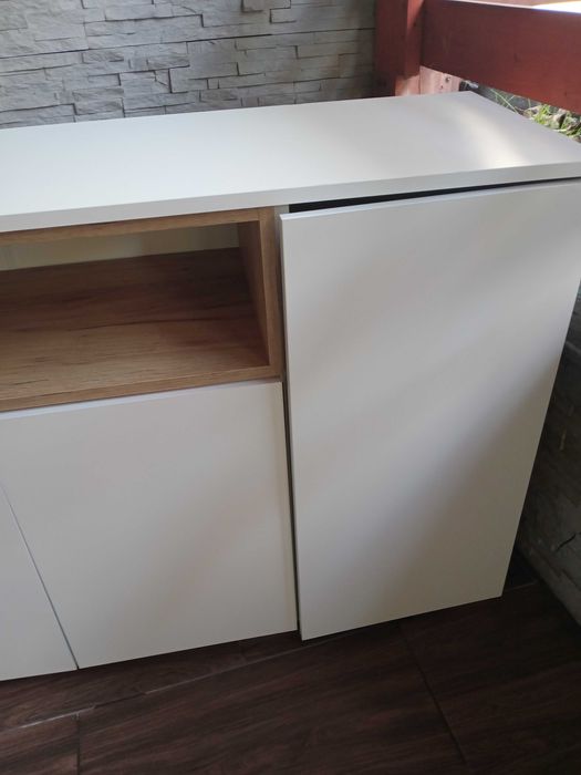 Komoda biała na sprzedaż