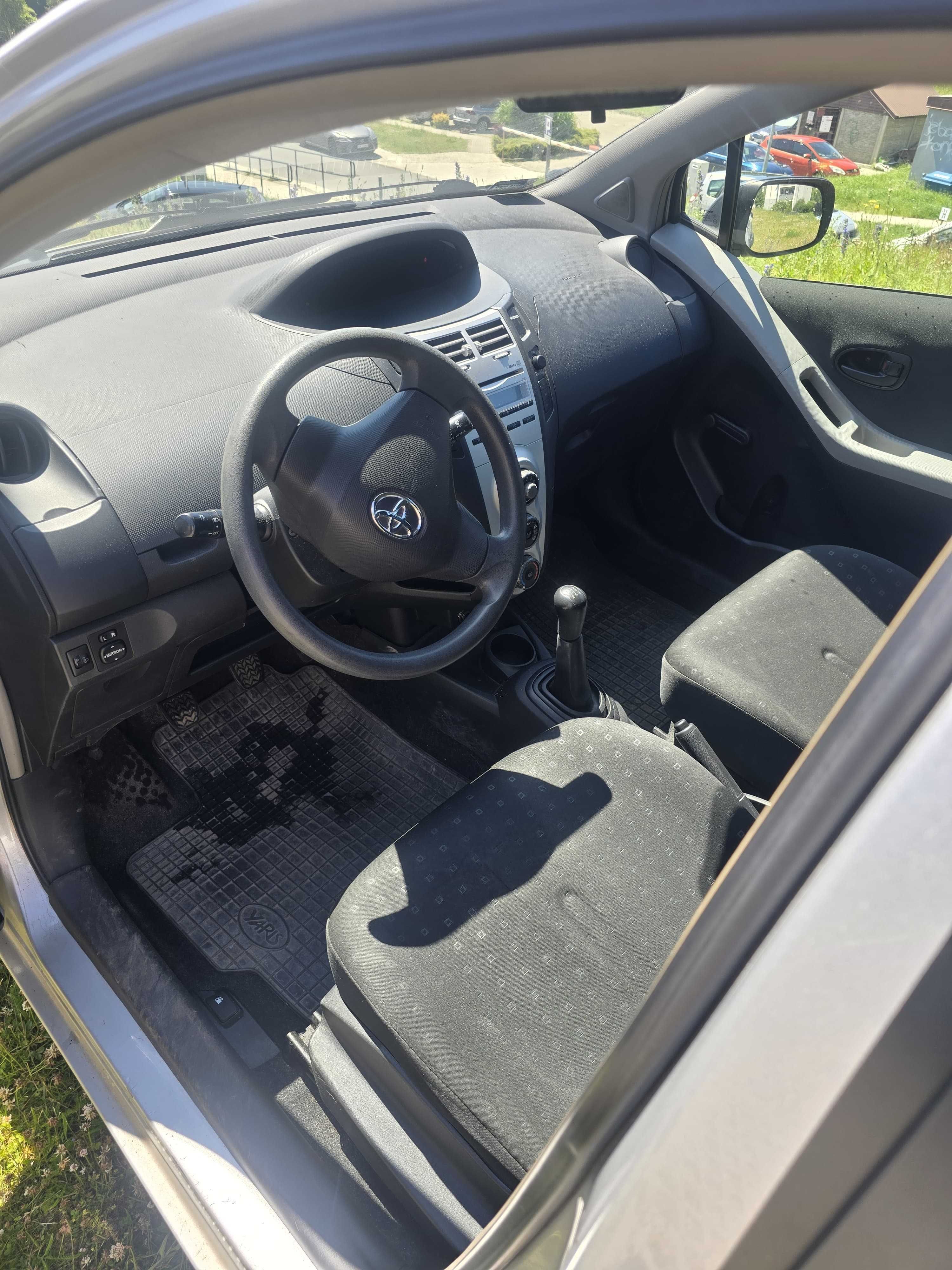 Toyota Yaris 1.3 benzyna, 2007r