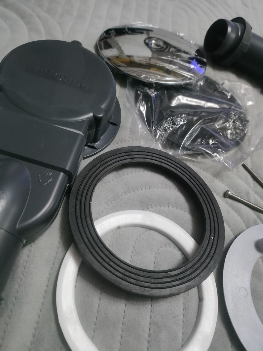 Odpływ brodzikowy niski 90mm czarny slim wirquin