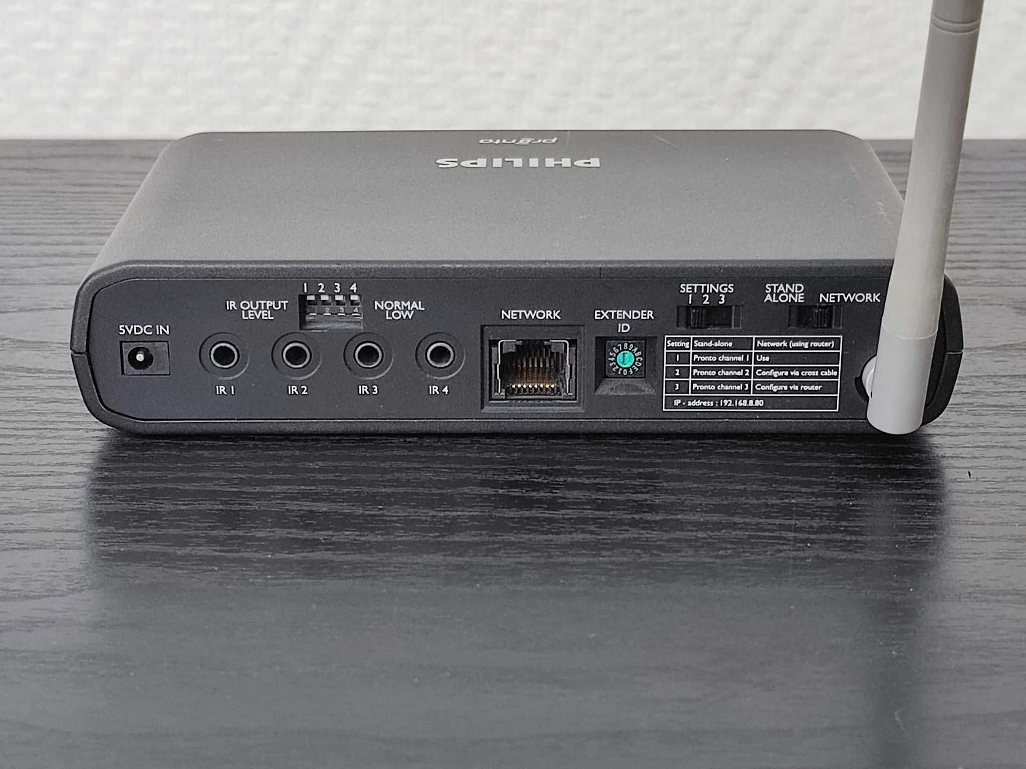 Philips Pronto Bezprzewodowy przedłużacz sygnału RFX9400