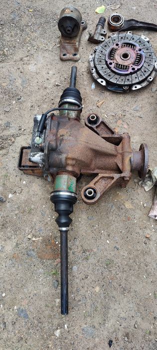 Mitsubishi outlander 2.0Б 01-08 рік. Коробка роздатка міст задній.