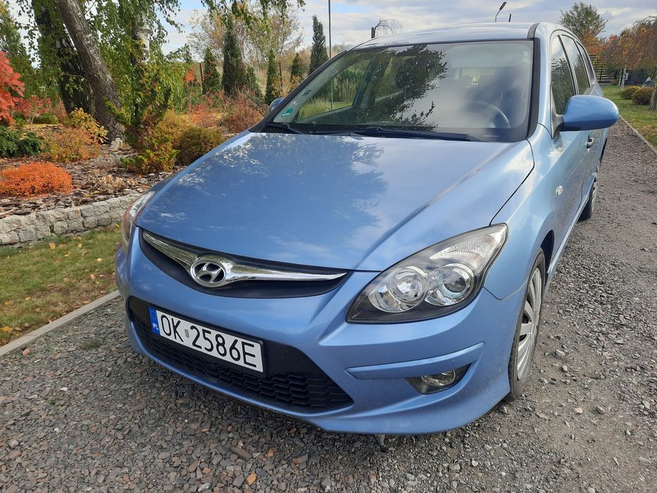 I30 1,6crdi 115ps 6 biegów 191000km pierwsza reka