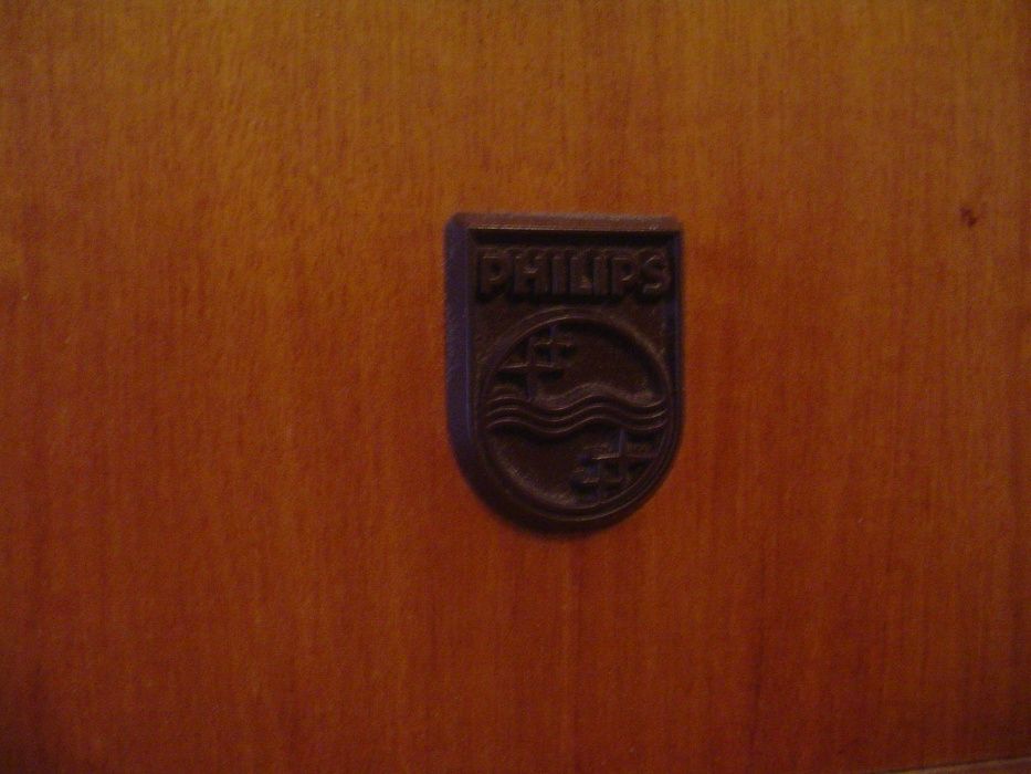 Radio antigo Philips