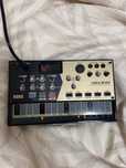Перкусійний синтезатор Korg Volca Drum