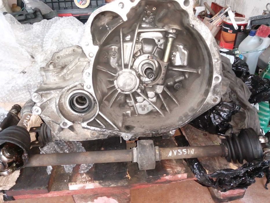 Caixa Nissan Primera