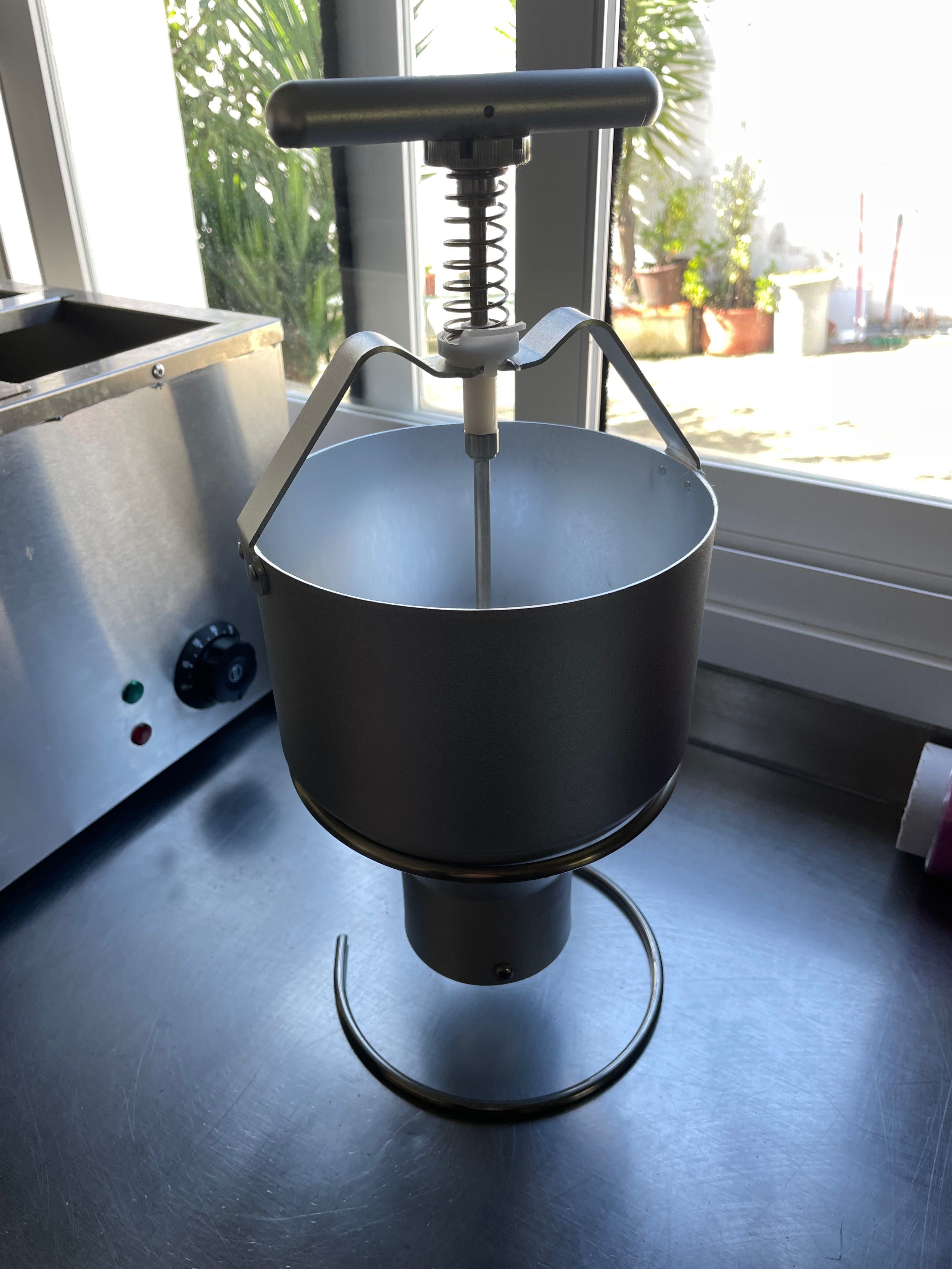 Maquina dispensadora de massa