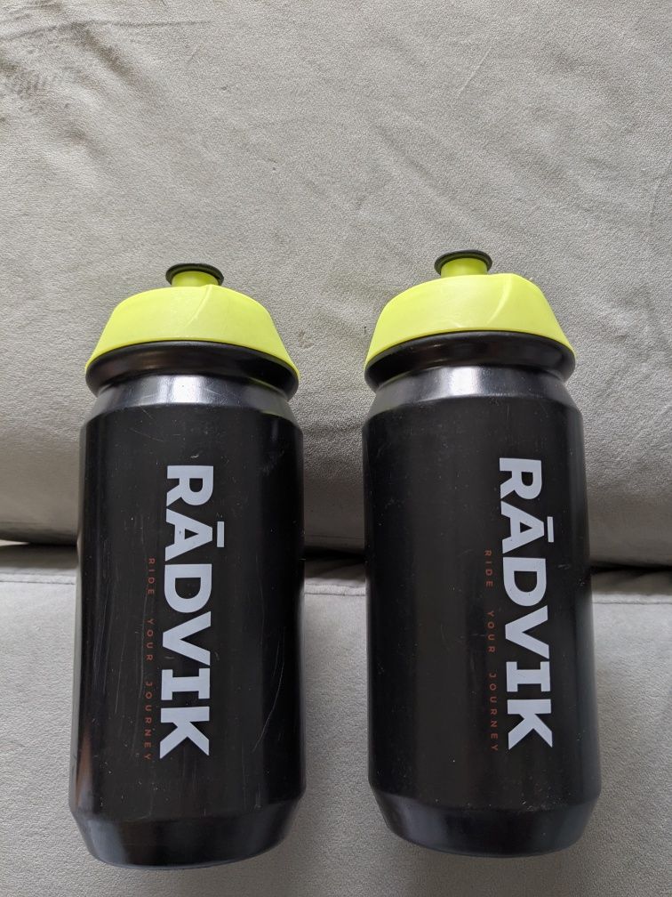 Sakwa rowerowa pod siodełko uchwyt na bidon x2 (bidony w komplecie)
