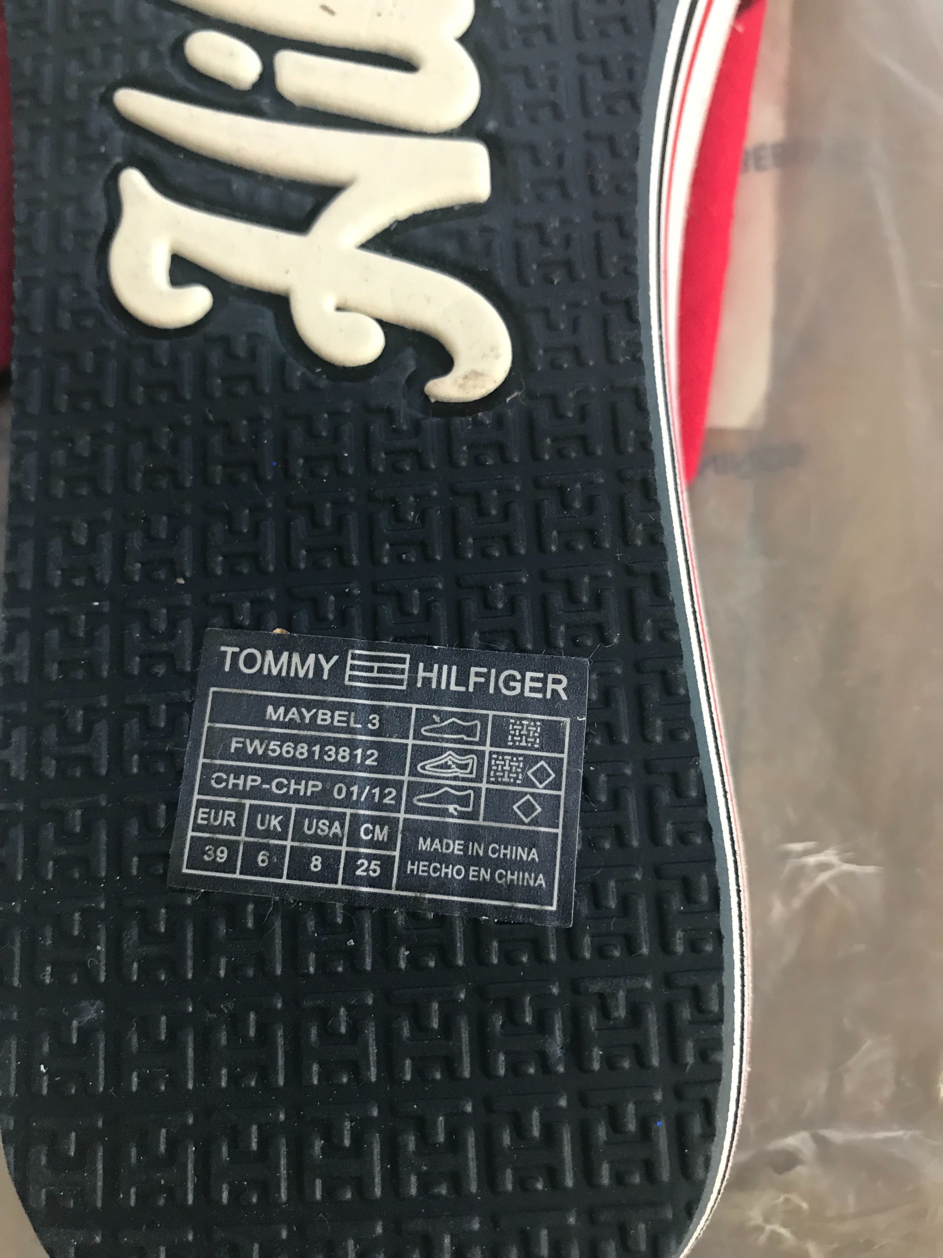 ** TOMMY HILFIGER ** cudo model MAYBEL 3 - NOWE _39