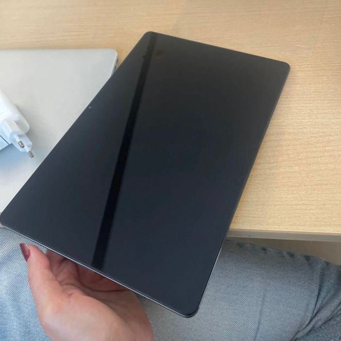 Tablet Lenovo Tab12 + pen + teclado