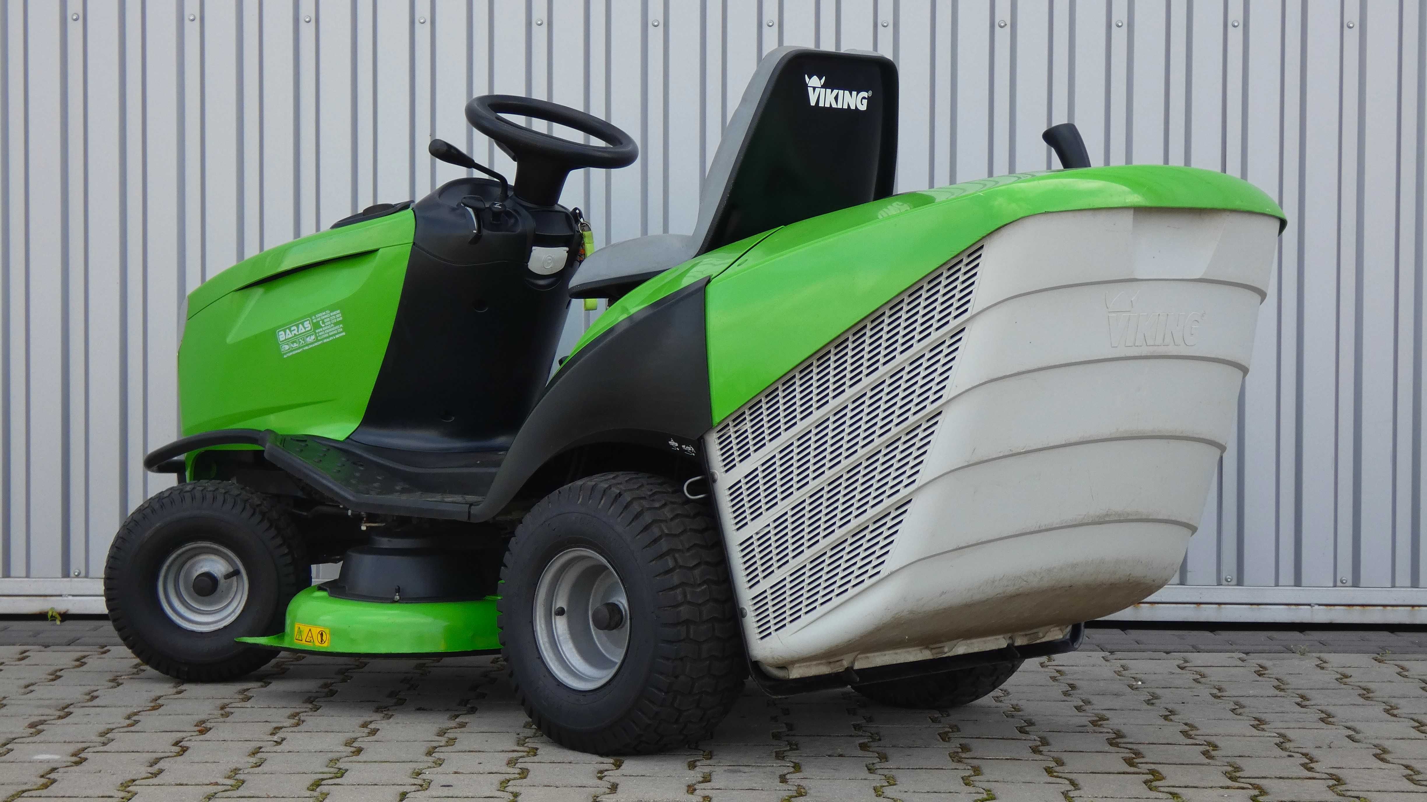 Traktorek kosiarka Viking T5 B&S V-Twin 16HP Hydro Kosz (120502) Baras