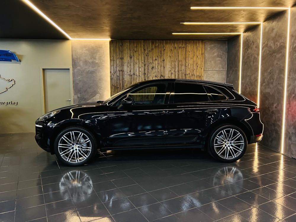 Porsche Macan S 3.0 Diesel PDK Sport Chrono Package