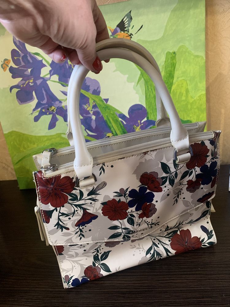 Сумочка женская фирмы Fiorelli