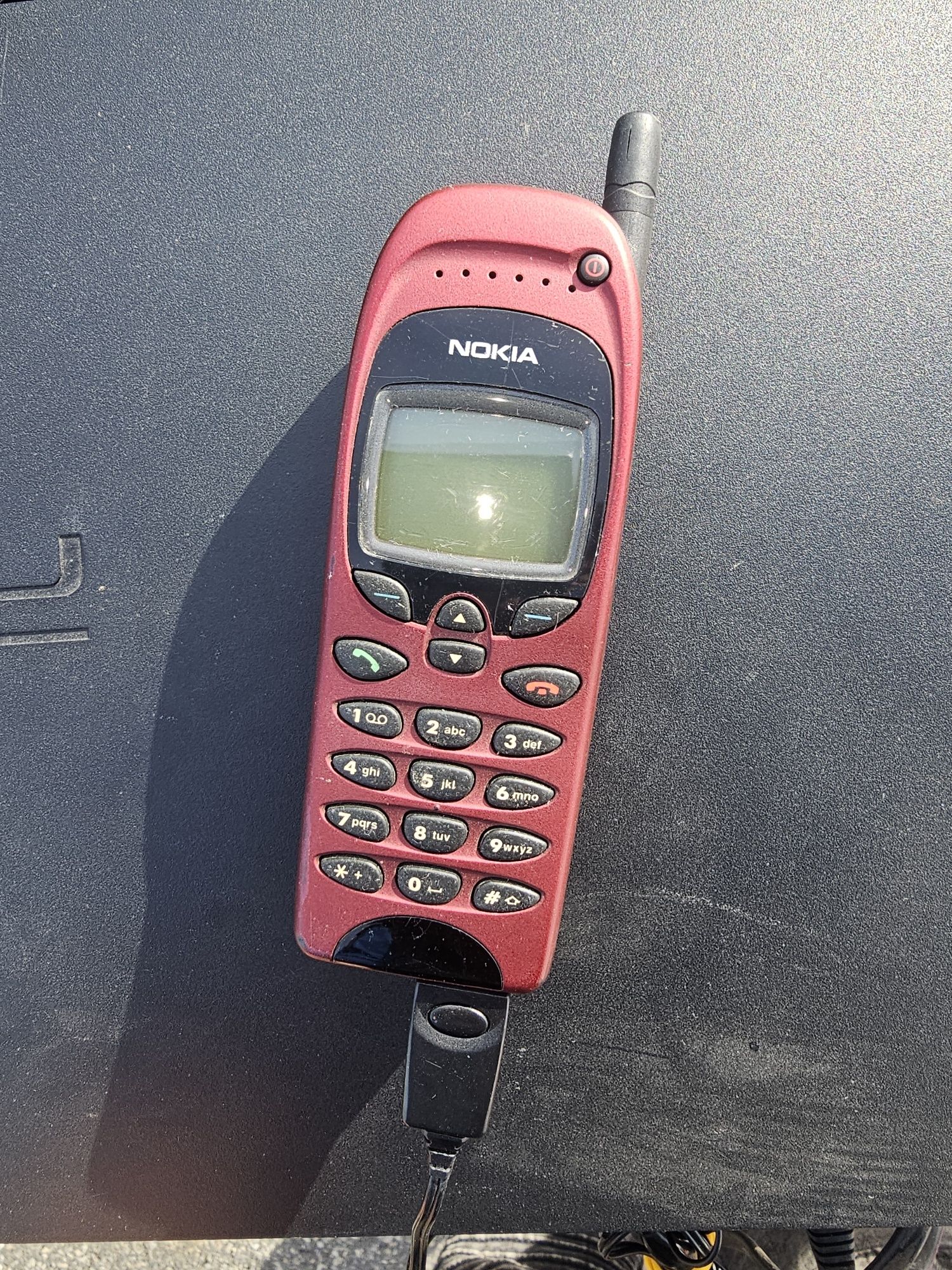 Zabytkowa Nokia 6150 Sat