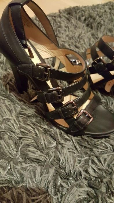 Sapatos/Sandalia Boutique 9M