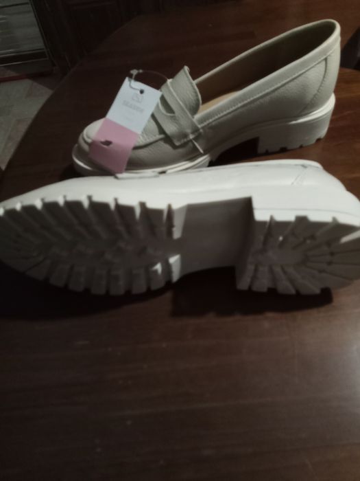 Sapatos senhora em pele