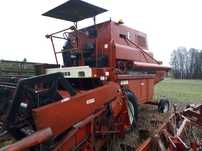 Kombajn International 923