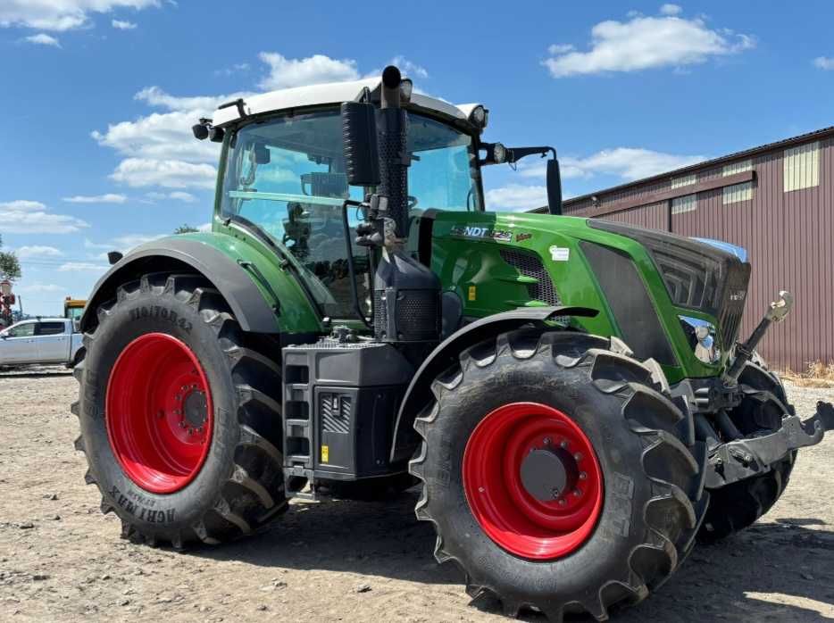 Fendt 826vario S4