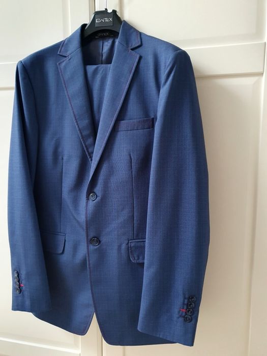 Garnitur męski granatowy