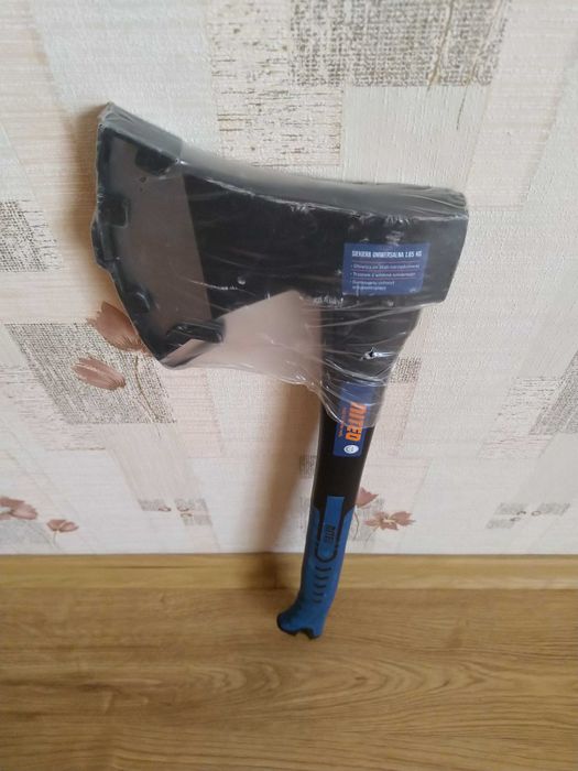 HIT Siekiera uniwersalna rozłupująca 1,5-1,65kg 60cm KURIER