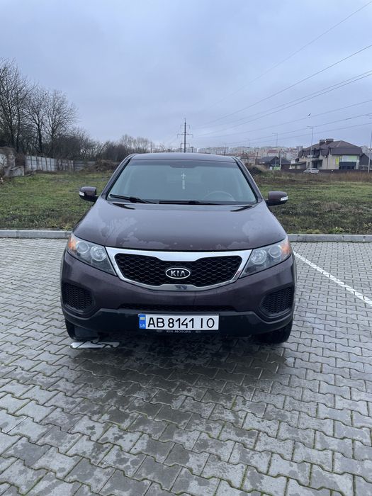 Kia Sorento 2011 рік • Бензин 2.4
