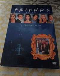 Série completa das três temporadas "Friends" hilariante