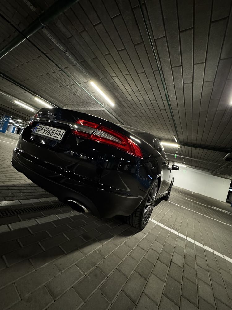 Найтильніший JAGUAR XF 2012 року 3.0 бенз