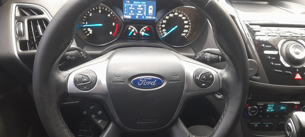 Ford Kuga Titanium 2.0 tdci 2013