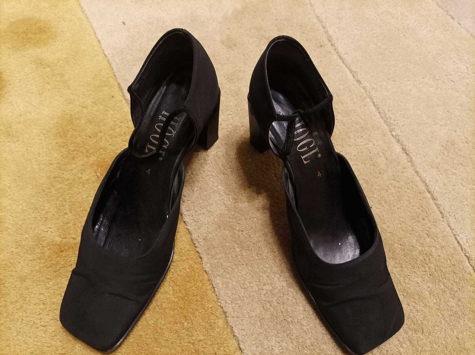 Czarne atłasowe buty Hogl na obcasie 7,5 cm, do tańca, rozmiar 37