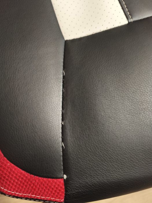 Комп'ютерне крісло