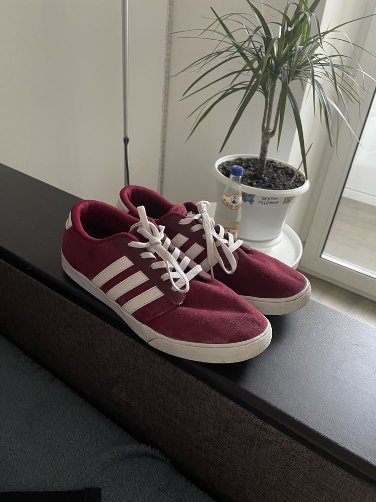 Продам Adidas ST