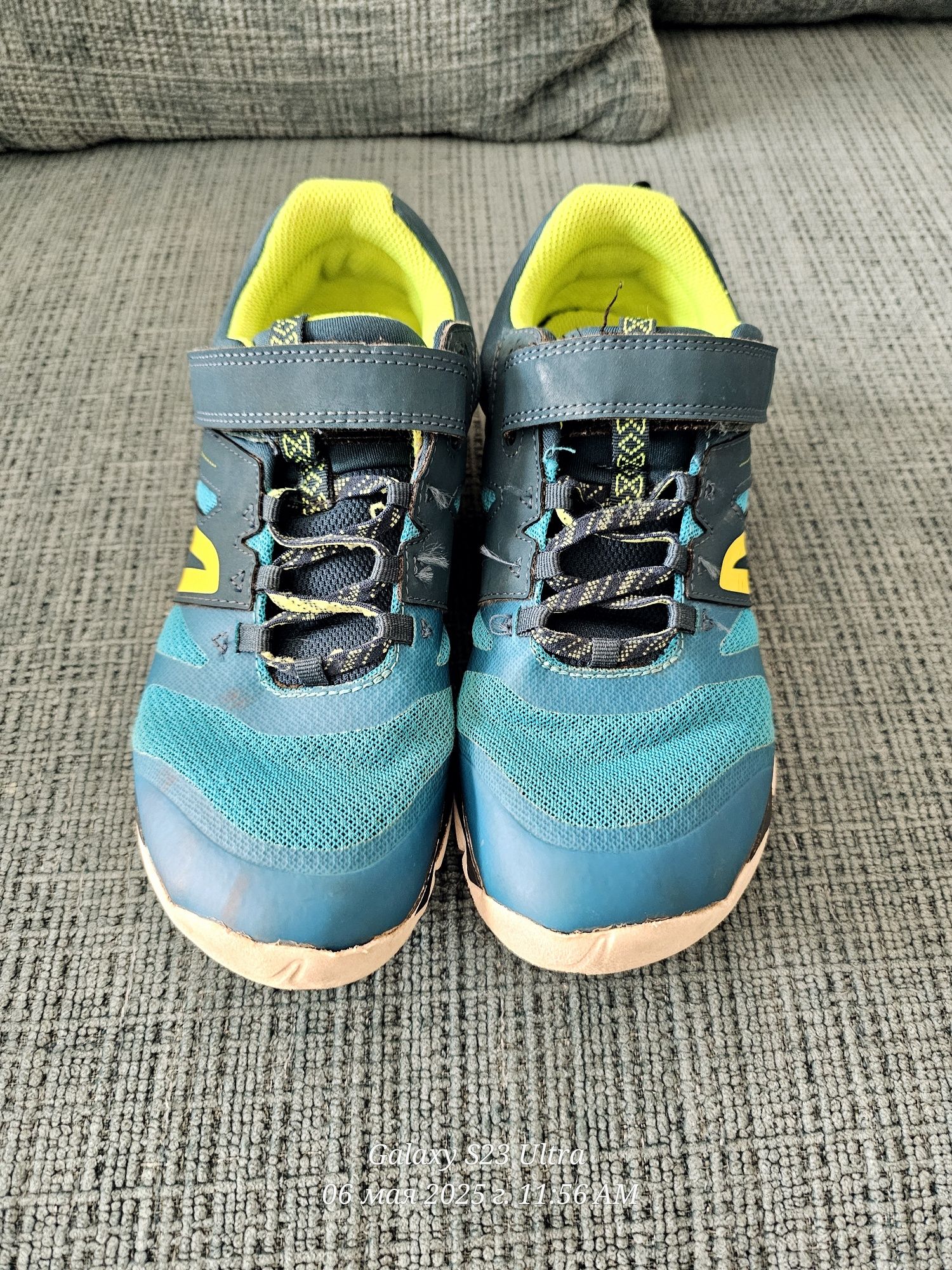 Buty Adidasy Decathlon r.39