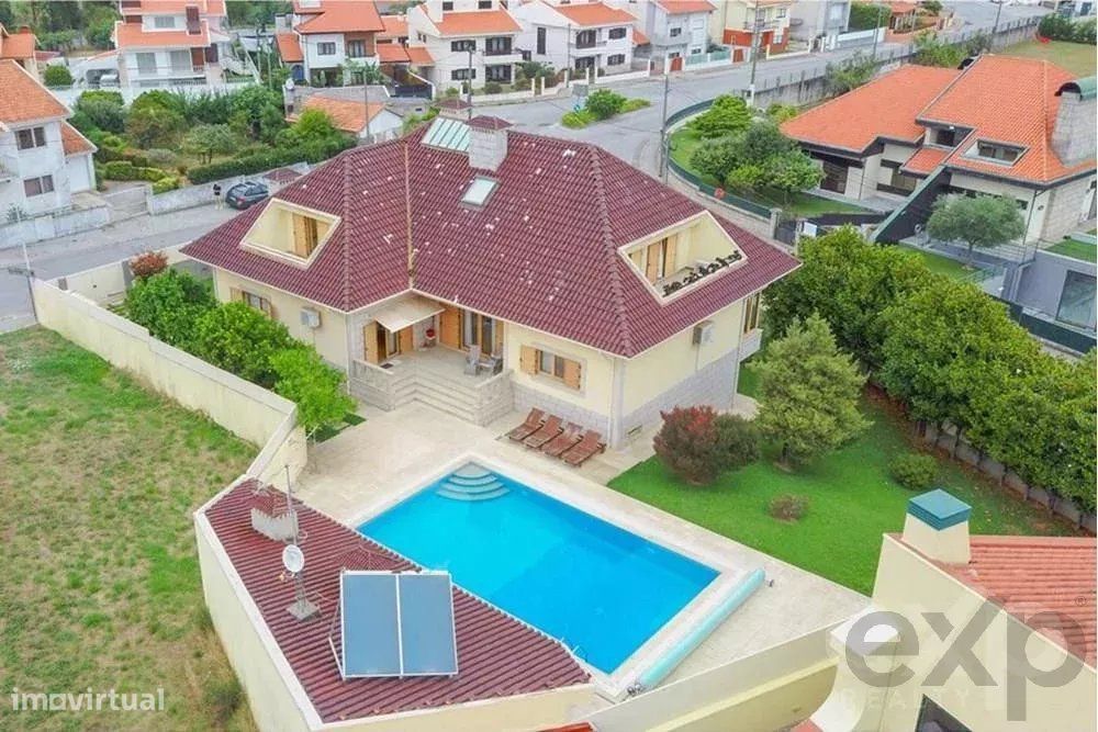 Moradia com piscina | Sermonde, V.N.Gaia