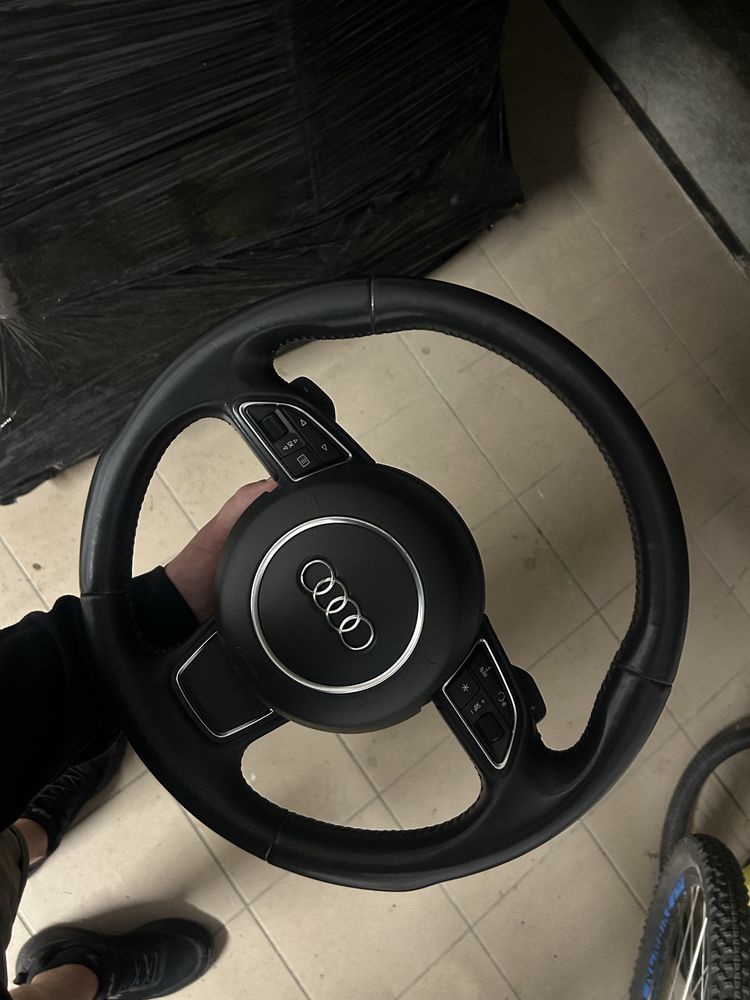 Kierownica z lopatkami Audi A6 C7 A7 komplet stan idealny