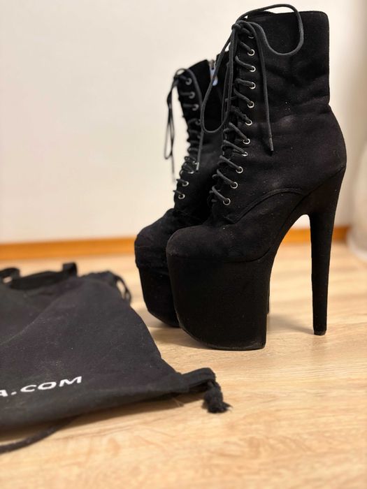 Продам Стріпи Kilena ботінки 38рб трійки