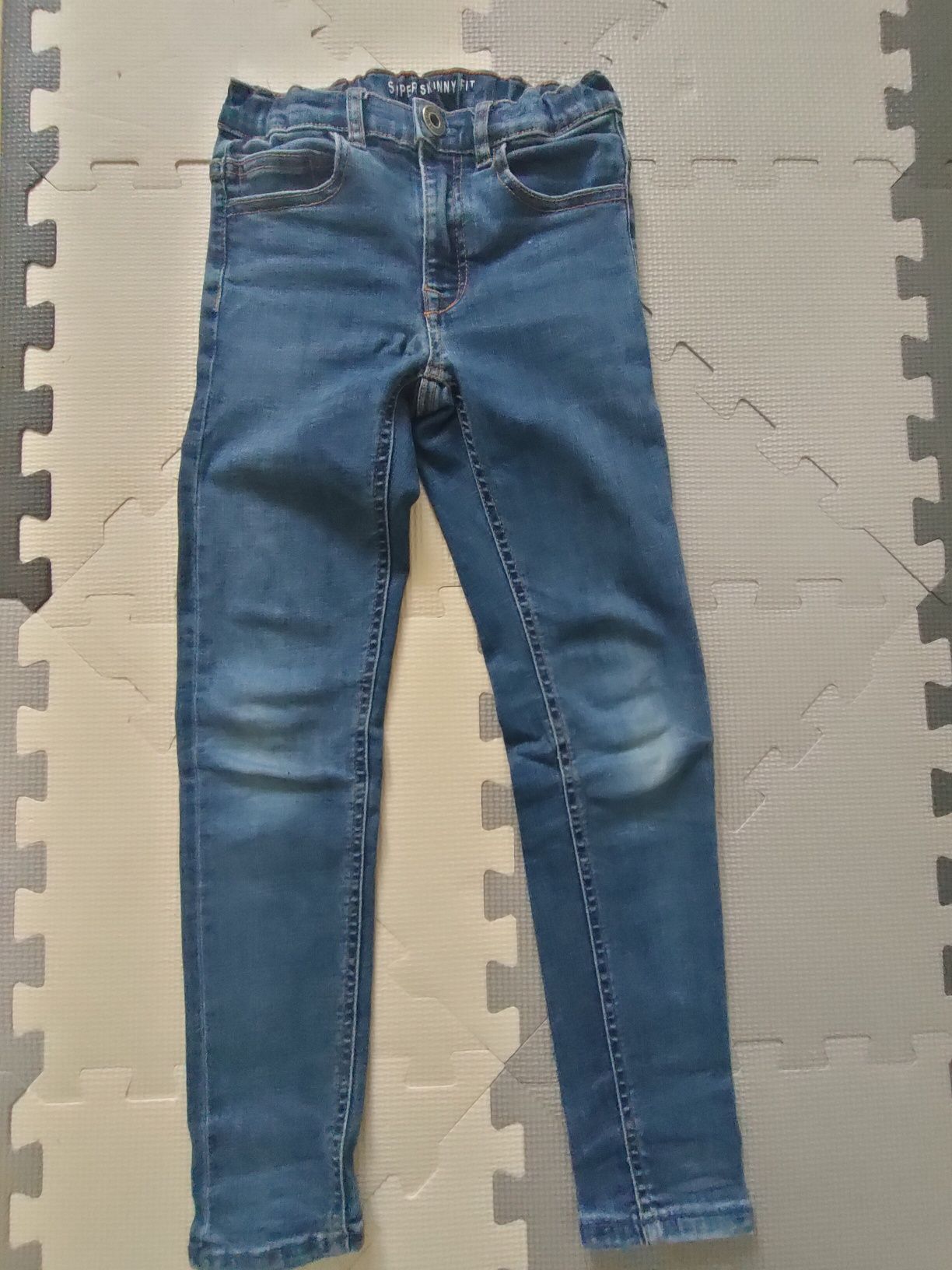 Jeansy dżinsy ślubny rurki Zara 128