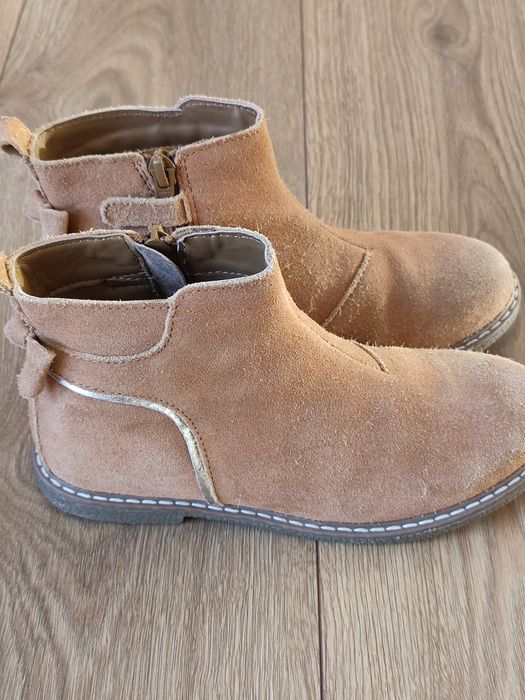 Musztardowe karmelowe skórzane botki 32