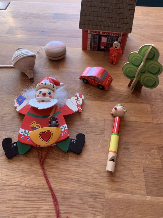 artesanato - peças em madeira