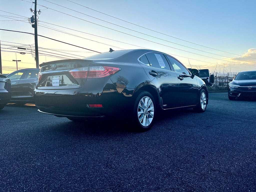 2013 Lexus ES Hybrid 300h FWD