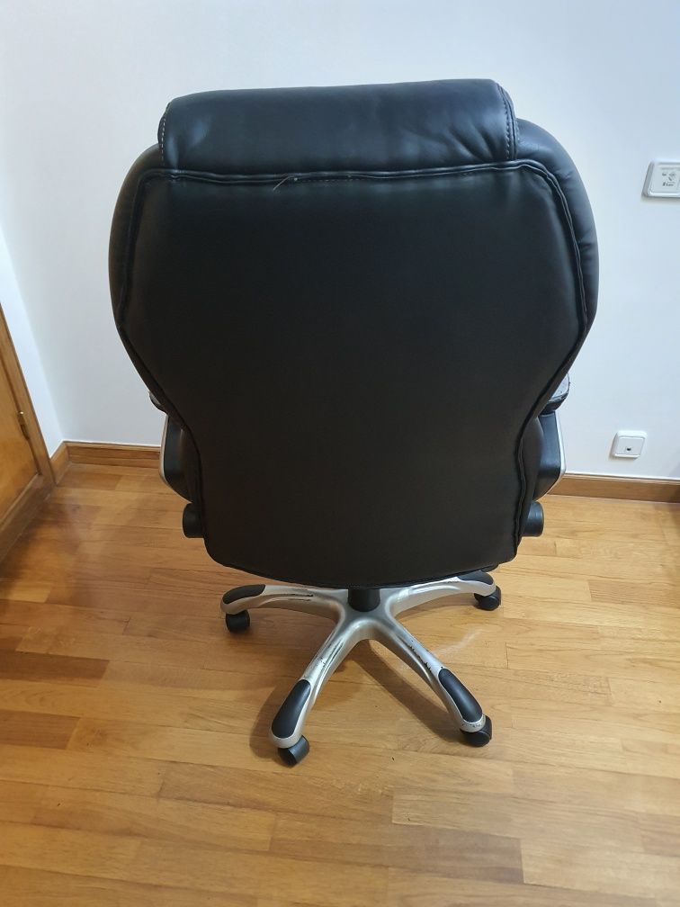 Cadeiras executivas  para estofar