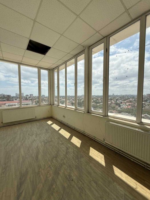 В продаже помещение свободного назначения на Фонтанской дороге. 1V33