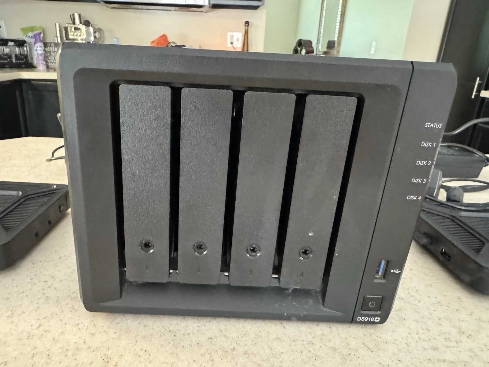 Synology DS918+ 4 Bay NAS DiskStation (Diskless)