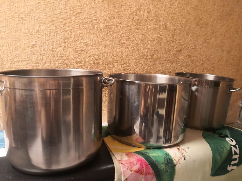 Garnek ,18 l używane