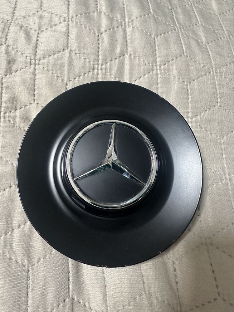 Ковпачок на диски Mercedes-Benz чорний мат A2224002800
