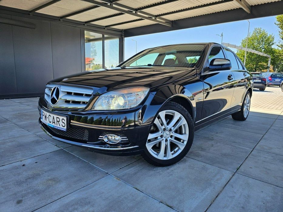 Mercedes-Benz Klasa C 3,0benz/Avantgarde/Automat/Xenon/ALU/Serwis/Bezwypad/GWAR