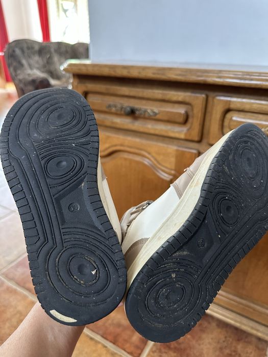 Ботинки зимнии утеплённые  на байке 36 размер