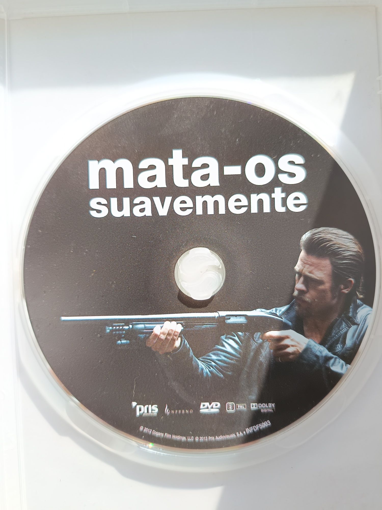 DVD mata-os suavemente
