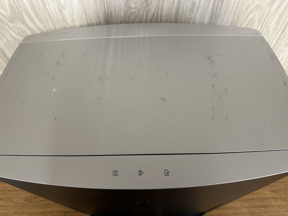 Робот-пилосос Ecovacs Deebot X1 Omni з Німеччини.