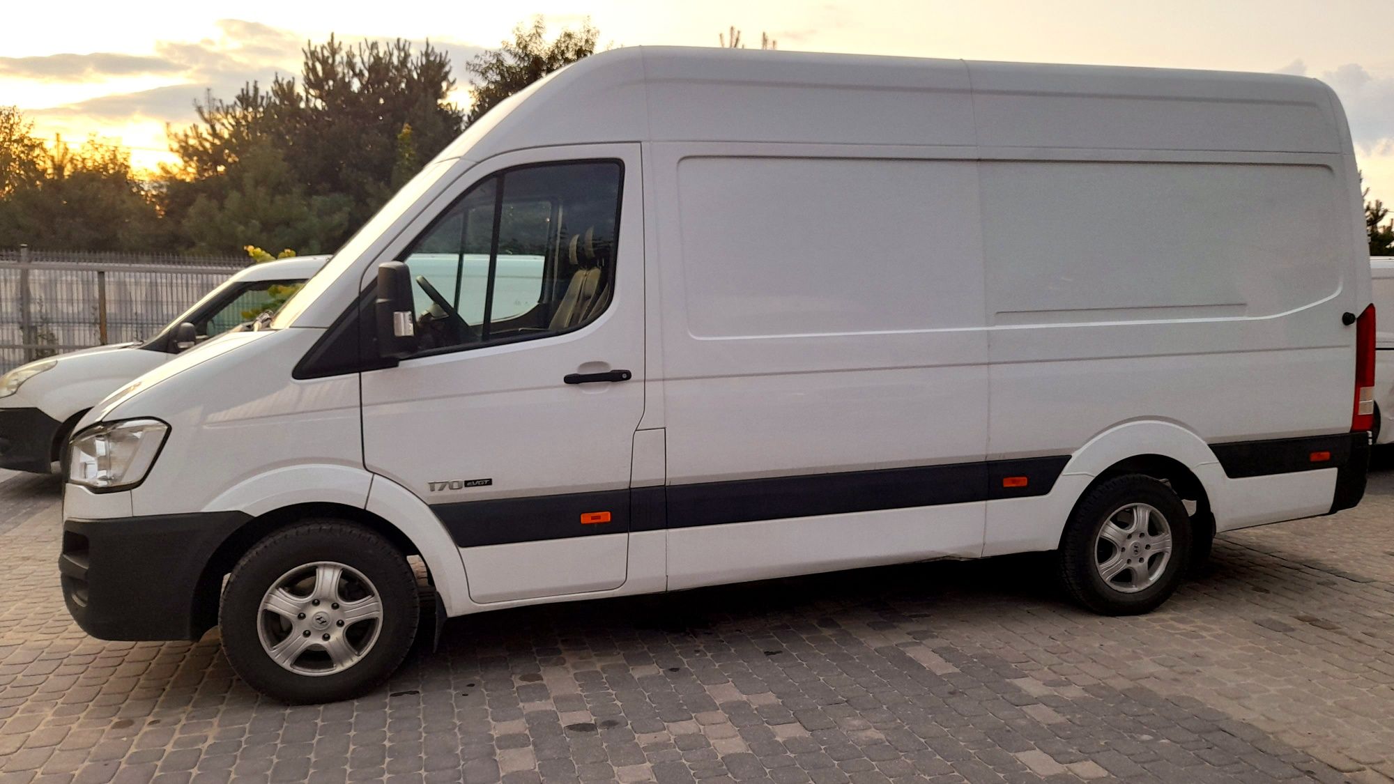 Wypożyczalnia busów, aut dostawczych wynajem busów