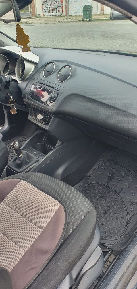 Seat Ibiza 1.2 75cv