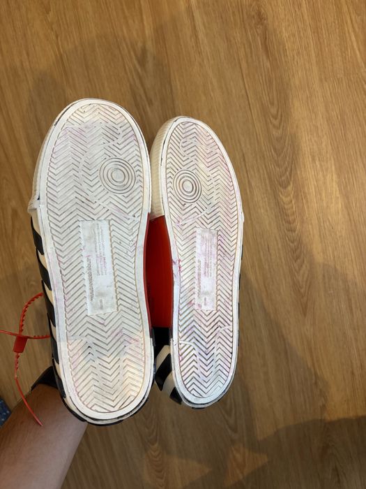 Off-White Vulcanized Low